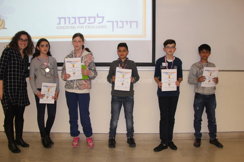 بالصور: جمعية التعليم إلى القمم تُنظم مسابقة للهجاء باللغة الانجليزية 